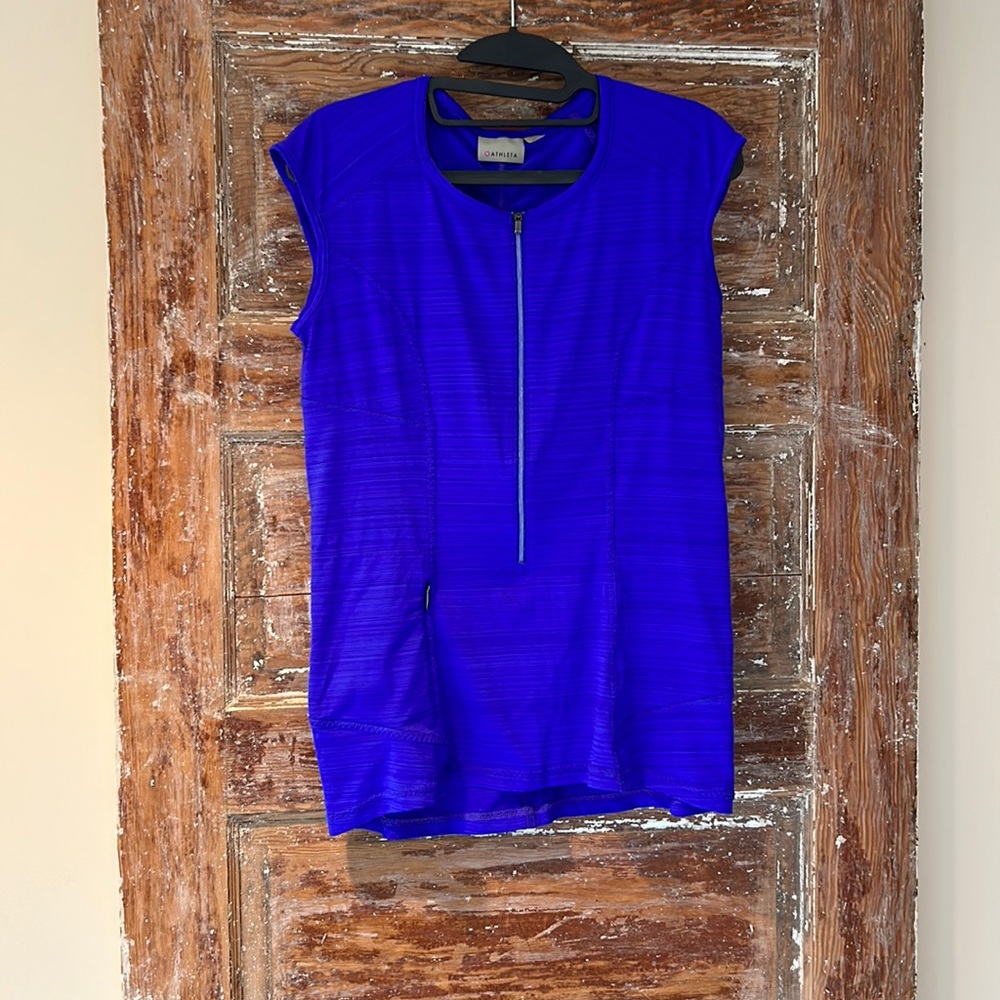 Athleta womens Sleeveless Athletic shirt